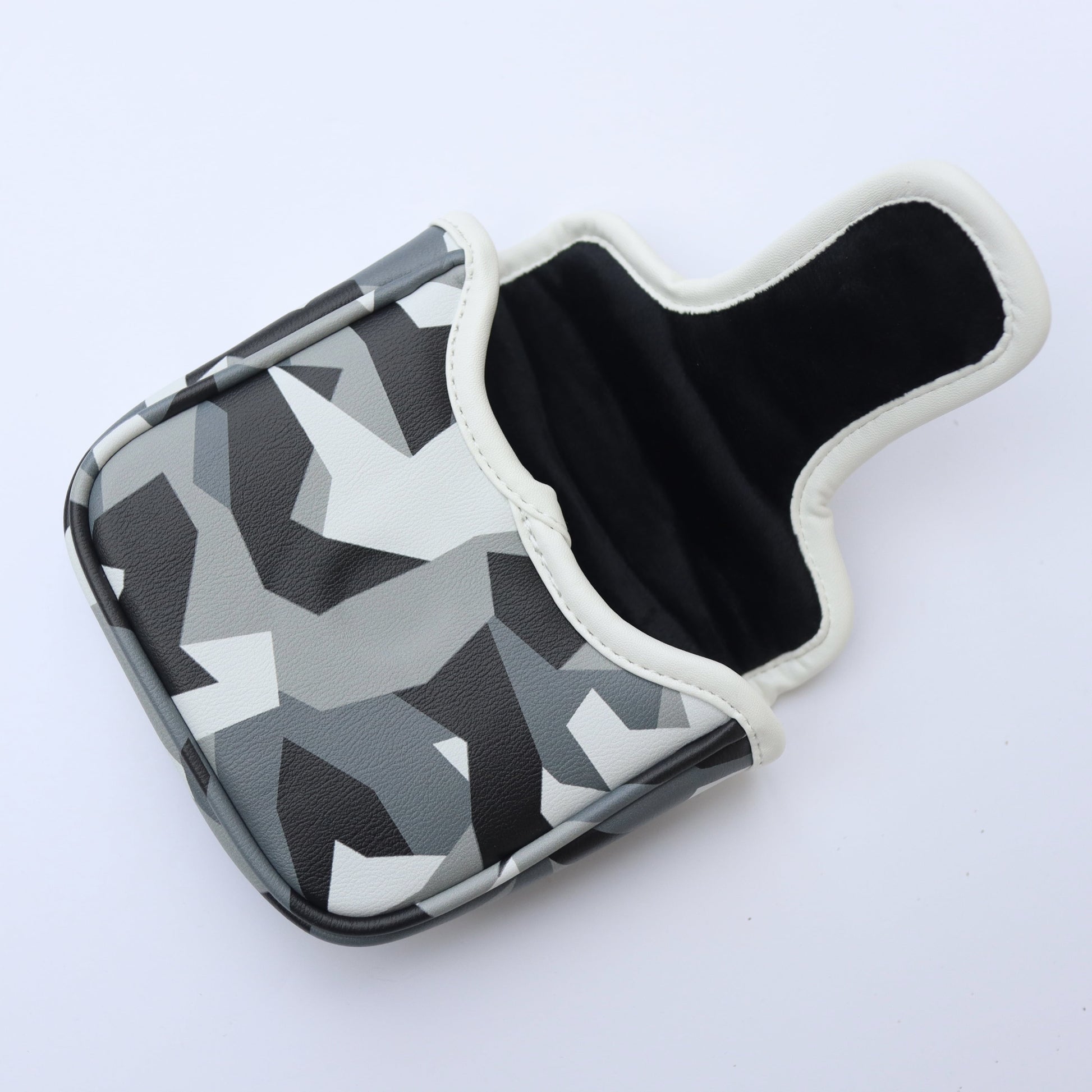 Mallet putter headcover